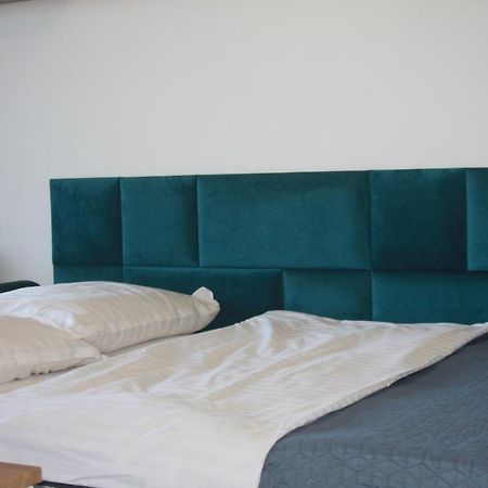 Apartament zielony Konin  Buitenkant foto
